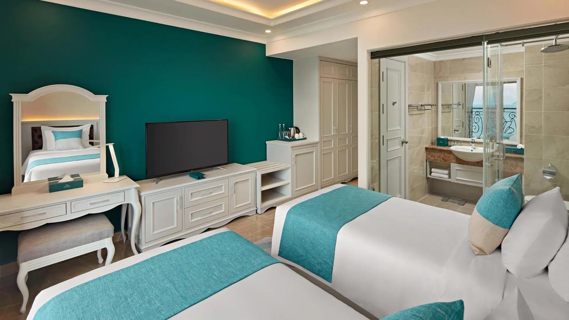 Mercure Nha Trang Beach