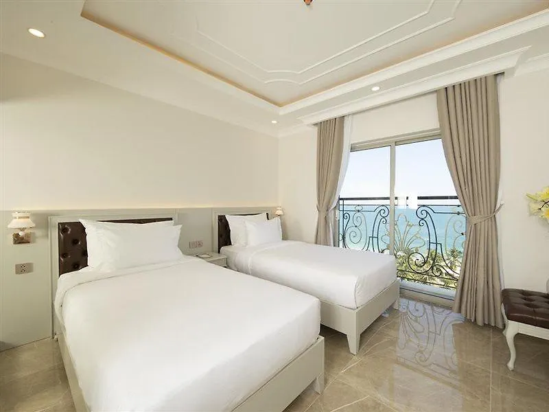 **** Hotel Mercure Nha Trang Beach Vietnam
