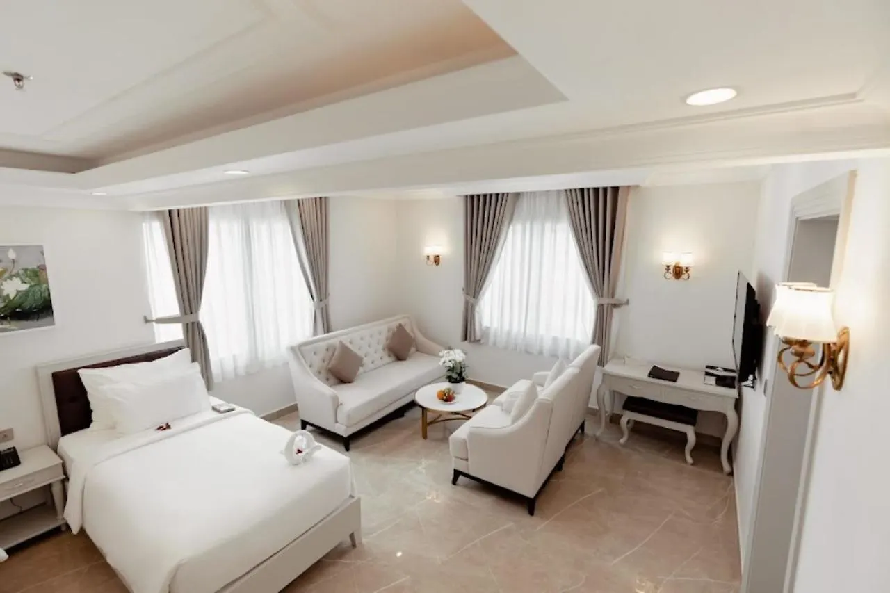 MerPerle Beach Hotel Nha Trang